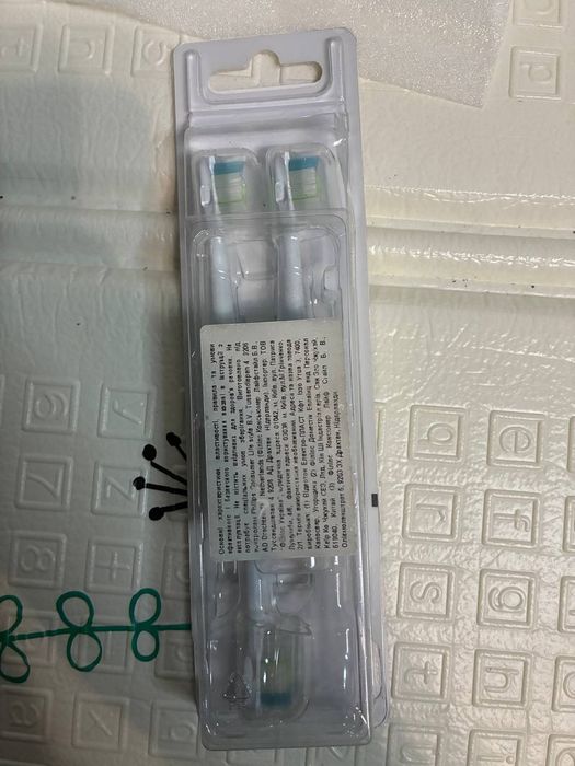 Нові насадки на зубну щітку Philips Sonicare 3шт