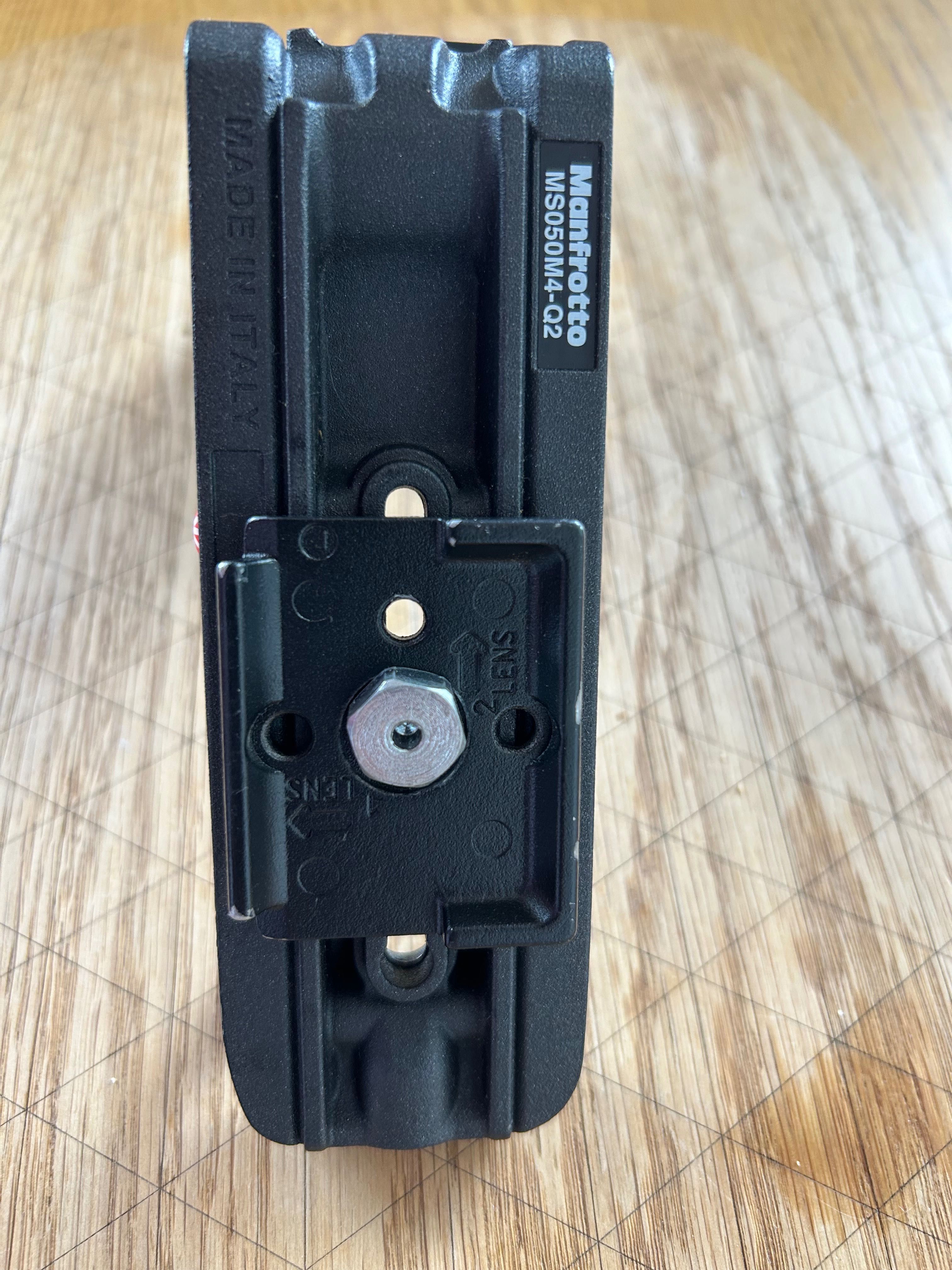 Manfrotto MS050M4-Q2 - Uchwyt kątowy L-Bracket z płytką RC2