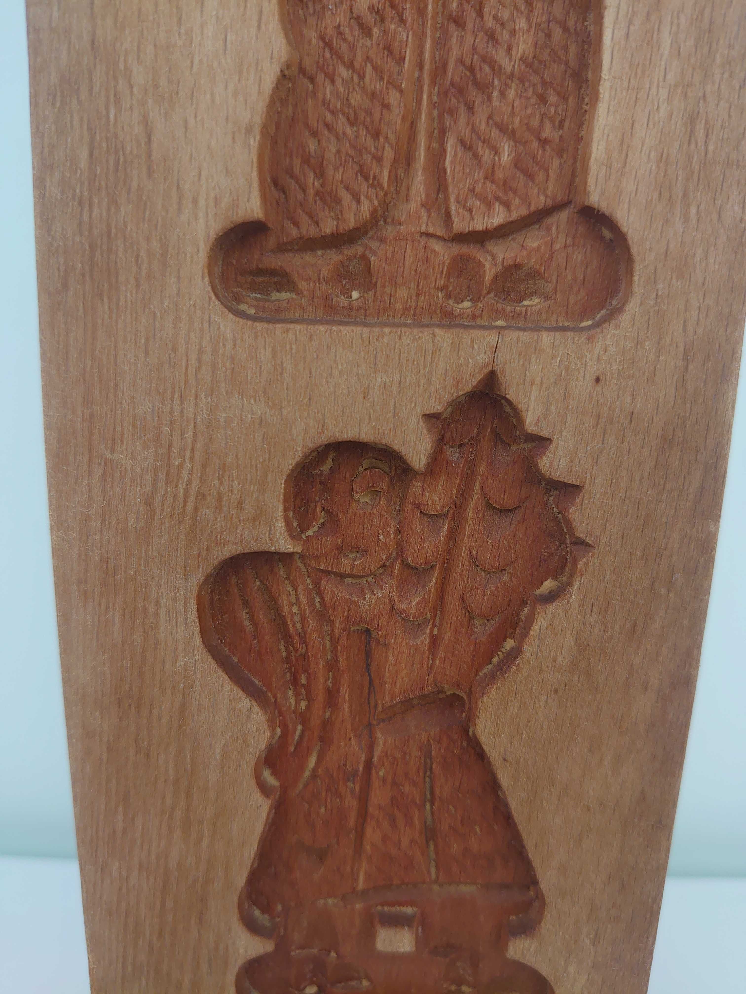 Forma drewniana do ciastek - kobieta i mężczyzna z plonami, winogron