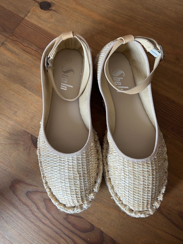 Sapatos Alpercatas Shein