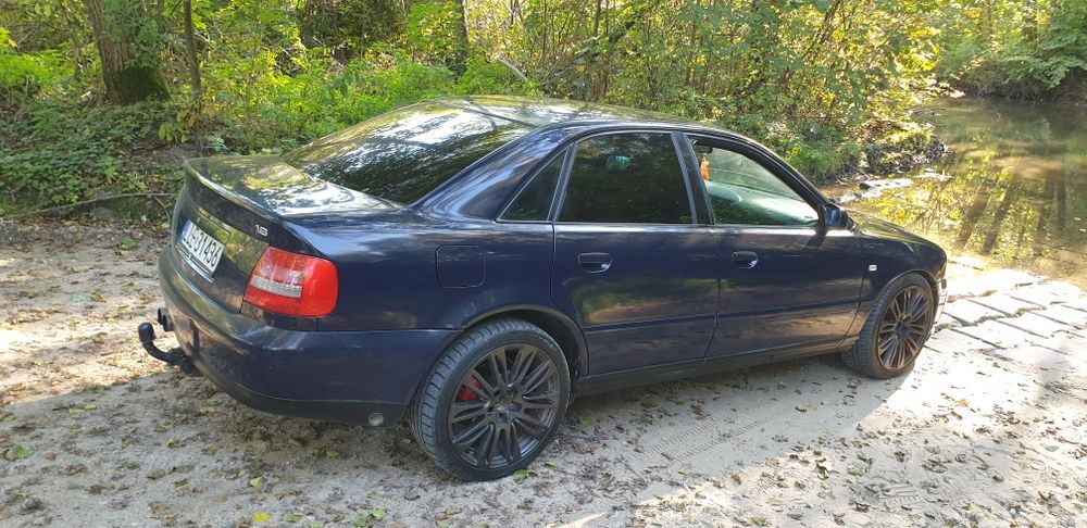 Audi a4b5 1.8T b+g quattro 250km
