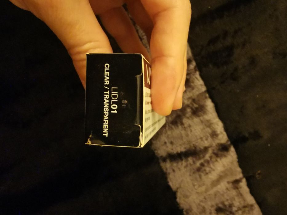 Vende-se da conceituada marca NYX Cosmetics, Fixador de sombras, novo
