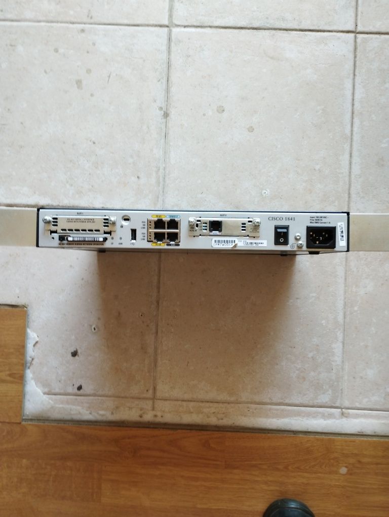 Cisco router 1841