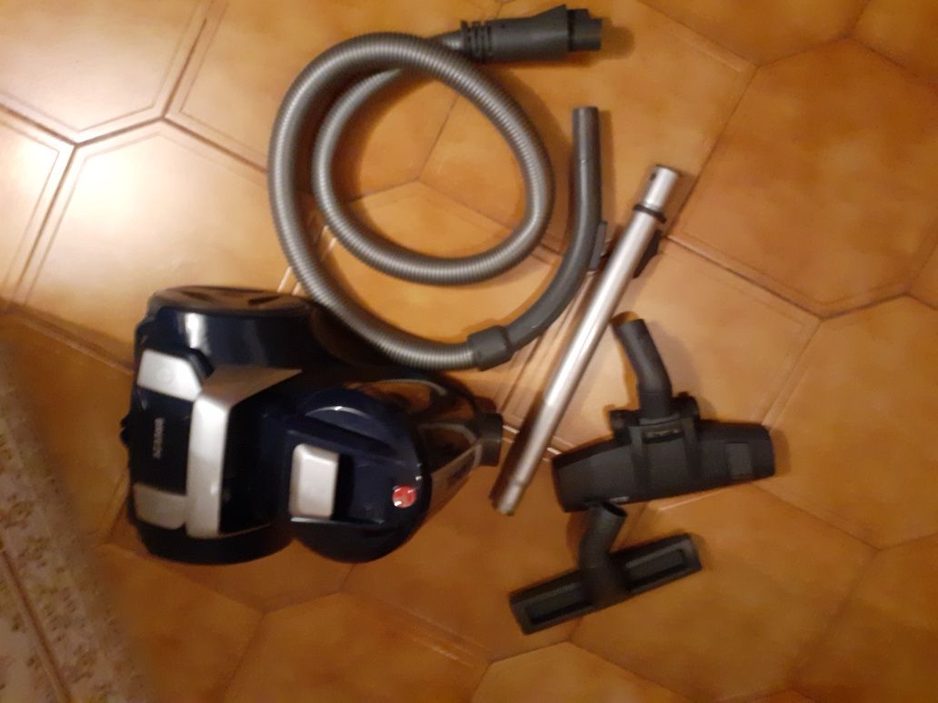 Aspirador hoover Breeze novo