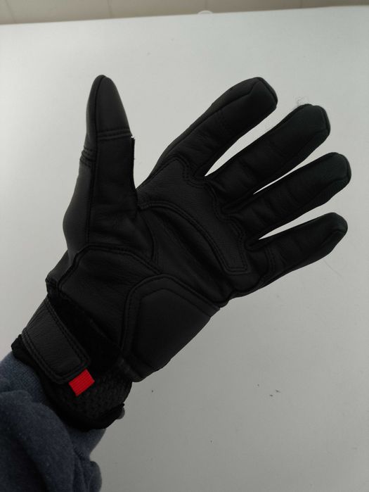 Luvas DAINESE Karakum Ergo-Tek Black (tamanho M)