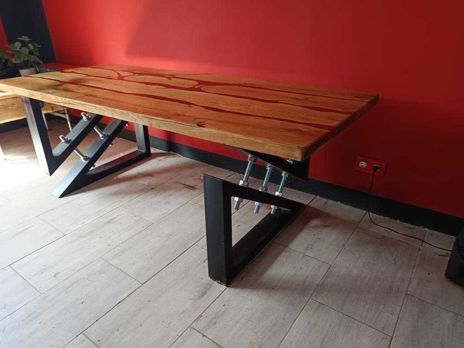 Stół dębowy loft żywica idustrialny stolik