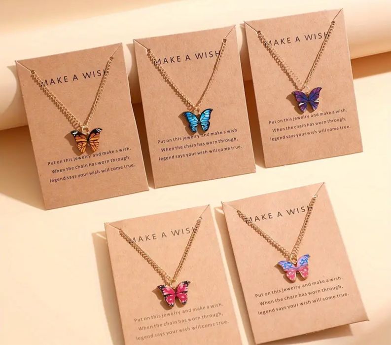 Conjunto de colares novo