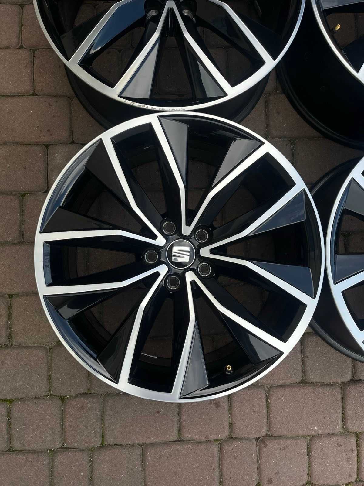 Oryginalne alufelgi Seat 5x112 19 cali Ateca Leon Cupra  Altea Bicolor