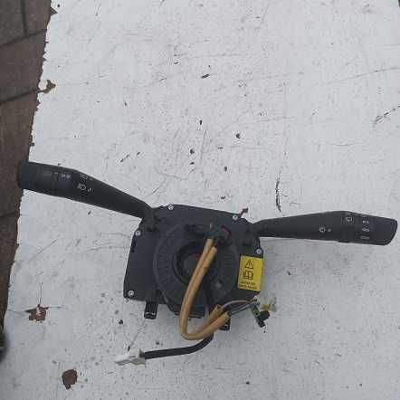 fiat grande punto  przełącznik zespolony świateł kierunkowskazów pająk