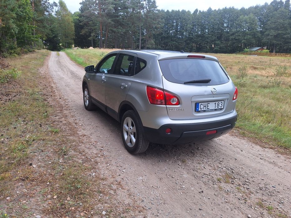 Nissan Qashqai  2.0 b