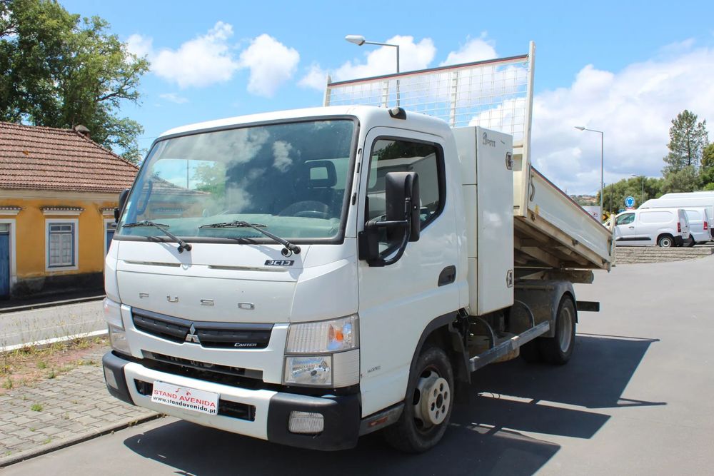 Mitsubishi FUSO CANTER 3C15 // BASCULANTE