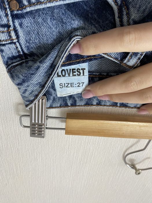 Джинси мом.