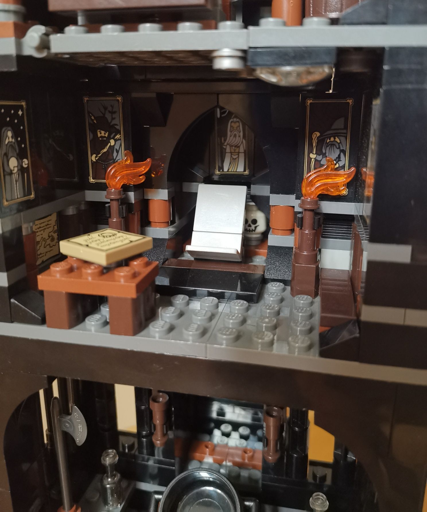 Lego 10237 Wieża Orthanc Lord of the Rings Hobbit