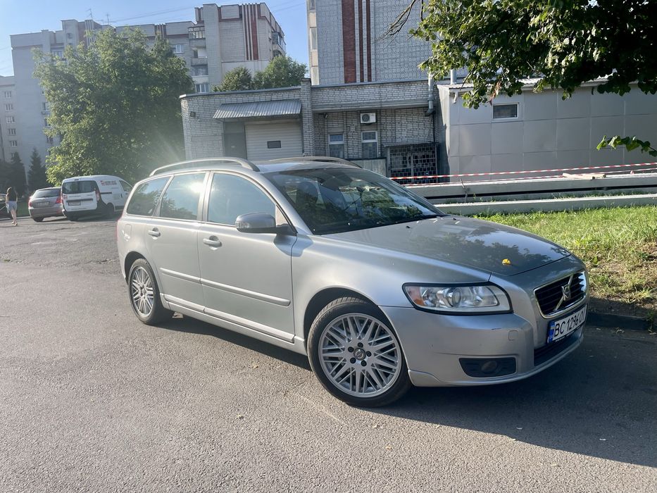 Volvo v50 2008 2.0
