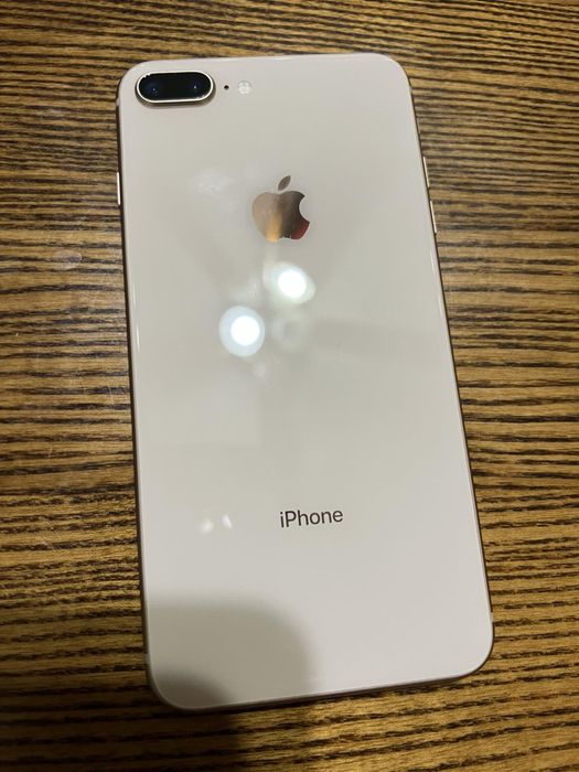 Продам Iphone 8 Plus 64GB