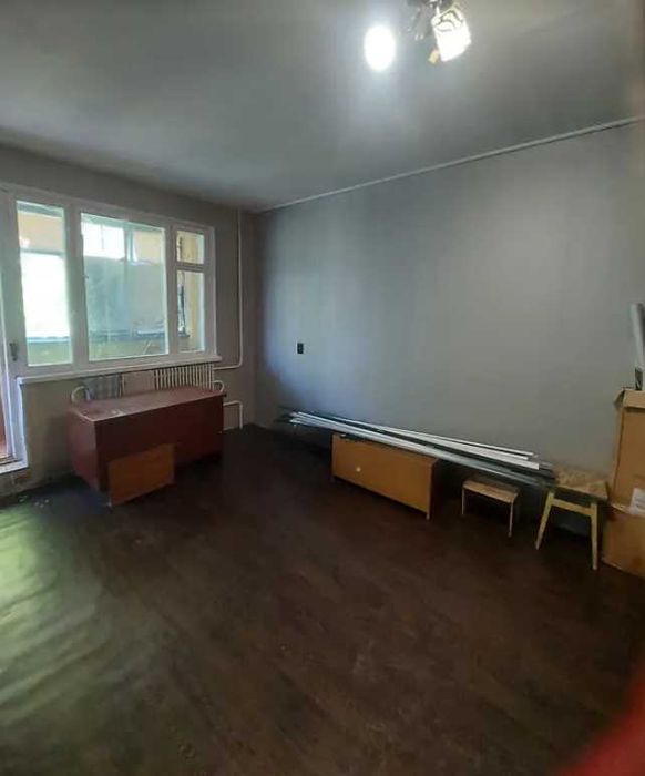 Продам 1 комн кв Улучшенка 40 м на 3 этаже 92 Бригады метро Индустр OA