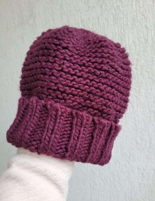 Czapka akrylowa ciemna śliwka