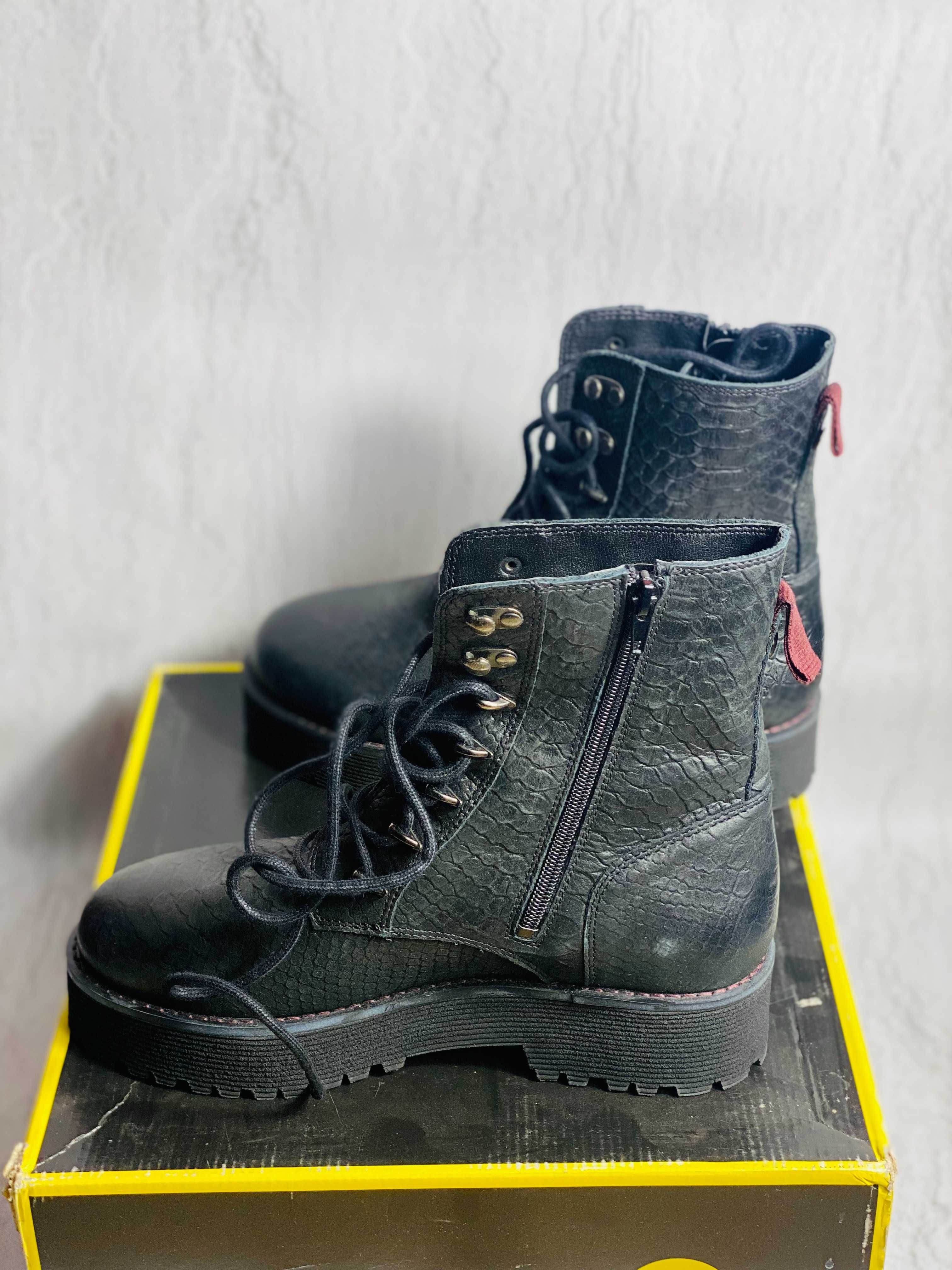 Buty kozaki Buffalo r. 40