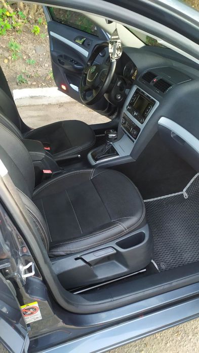 Scoda Octavia A5, ДВС 1.6 turbodiesel, КПП автомат