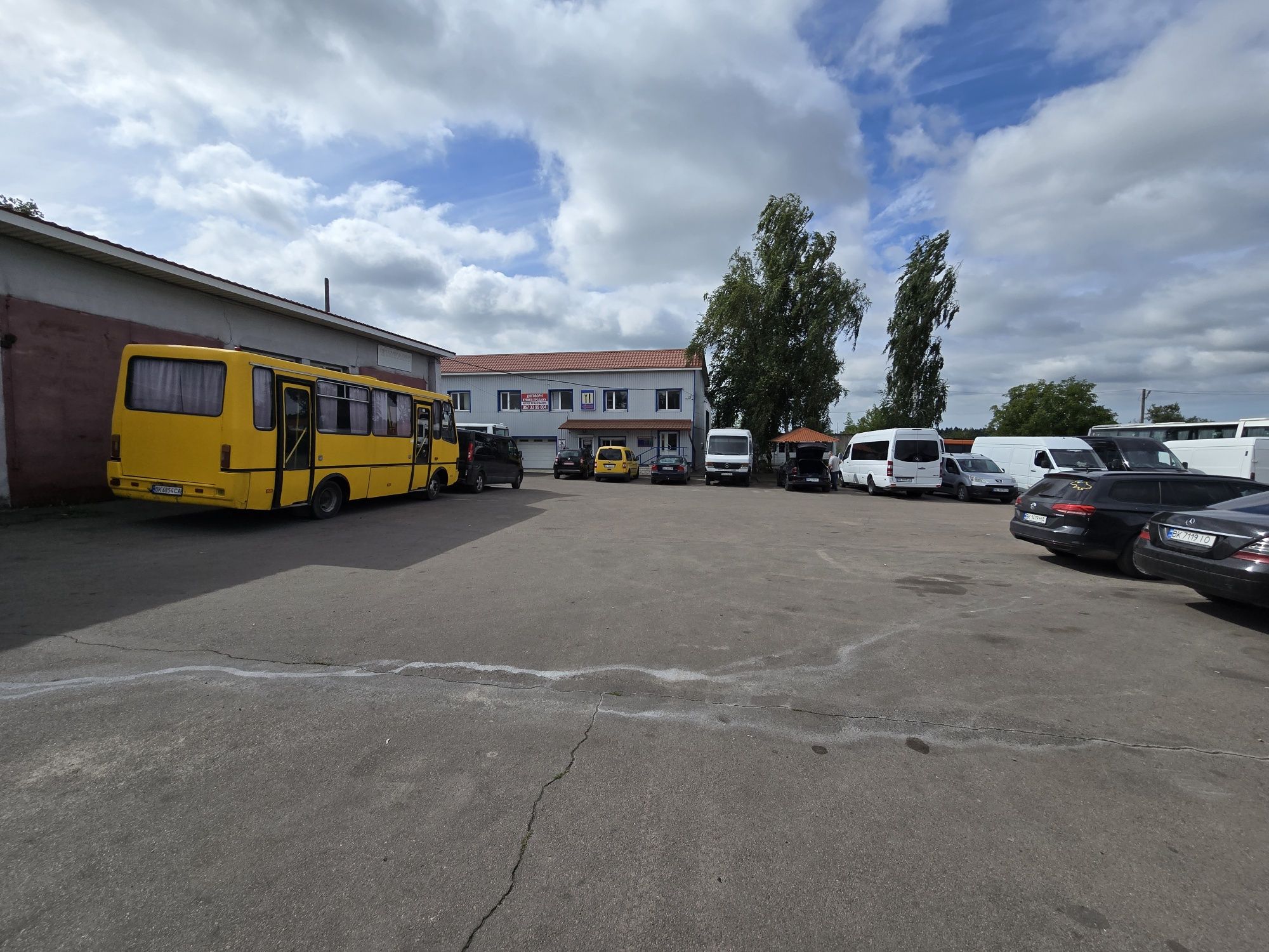 Оренда бокс, СТО, Рівне вул. Київська (біля ВІЯР), з ямою, 140 м²