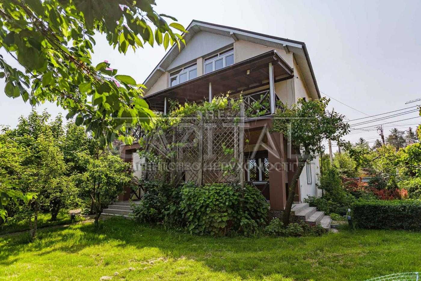 Ніх*я собі будинок 3пов. в Козині 380 м2 з власним причалом та пляжем