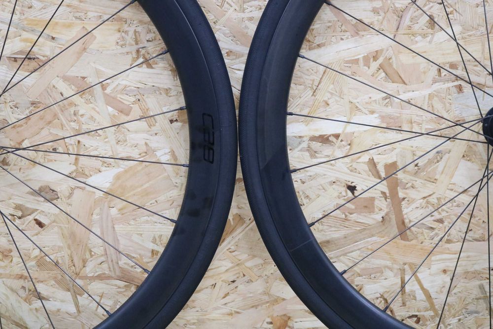 Bicicleta Rodas carbono disco Roval C38