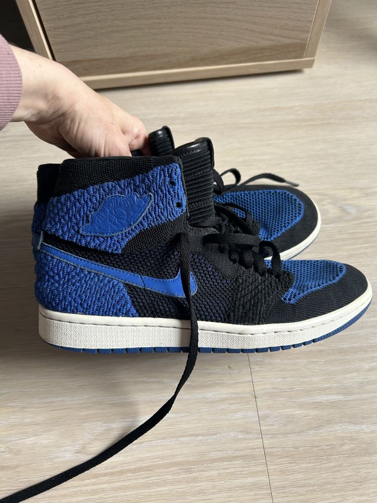 Niebieski-czarne Nike Jordan, r. 41 (40)