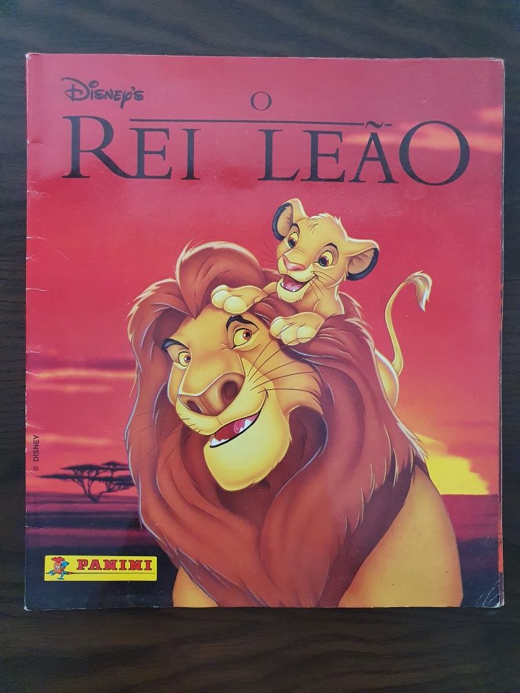 Vendo caderneta Rei Leão