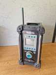Makita BMR100 radio