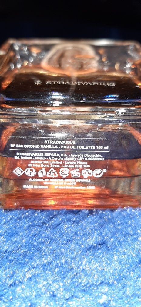 2x Stradivarius vanilia