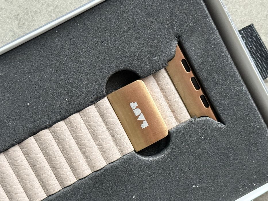 Ремінець на Apple Watch Laut novi luxe