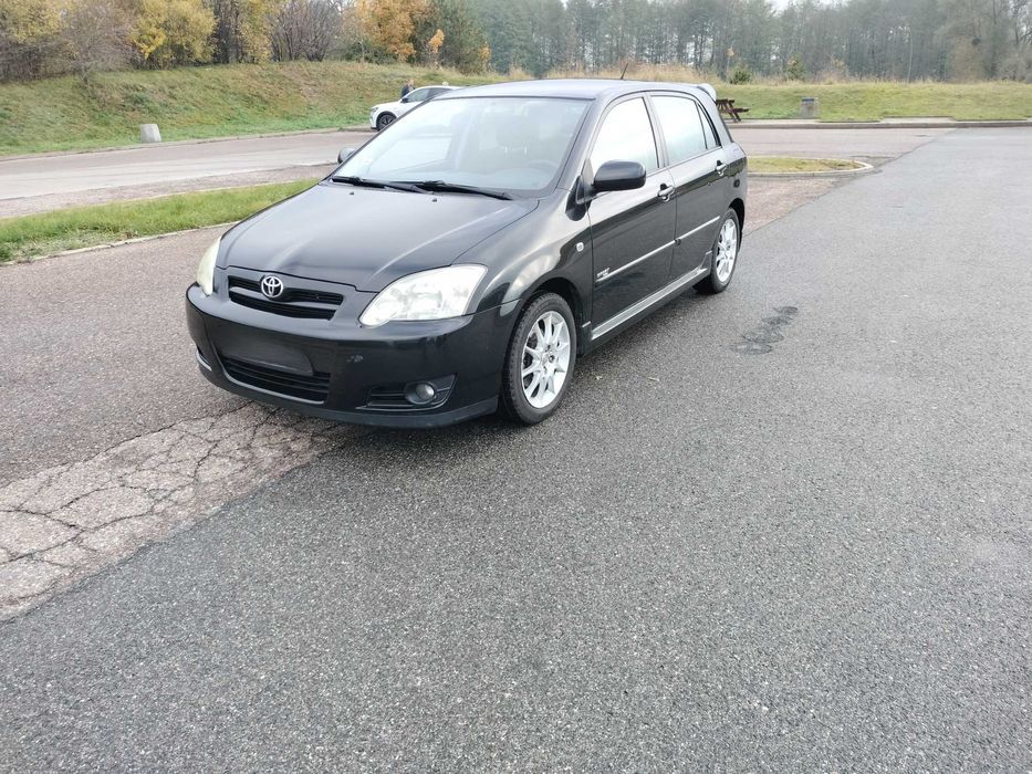 Toyota Corolla 1.4 90km !! Super ekonomiczne auto !!  HAK!  KLIMA !!