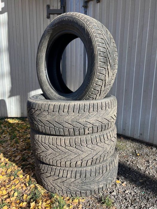 Шина зимова nokian Hakkapeliitta R2-suv 235/60 R18
