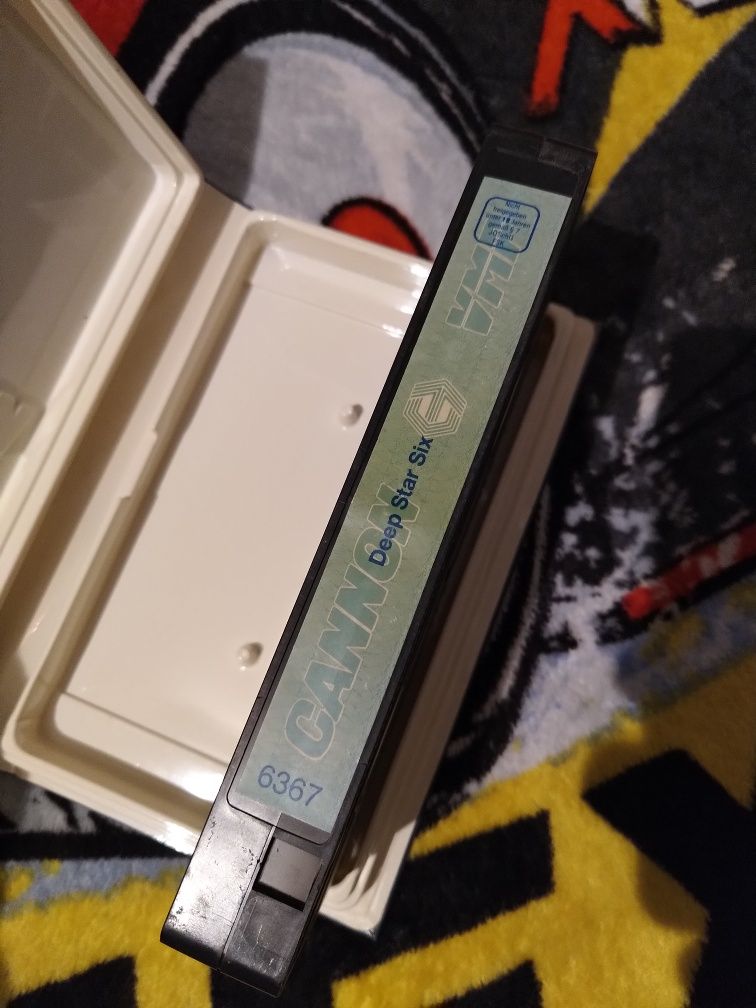 Obcy z głębin deep star six  VHS