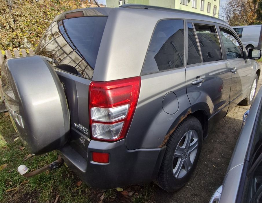 Suzuki grand vitara 4x4 2007r  2.0 benzuna