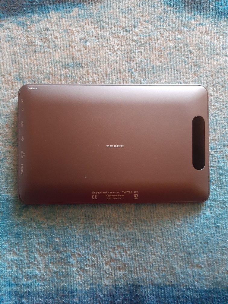 Планшет Texet TM-7025
