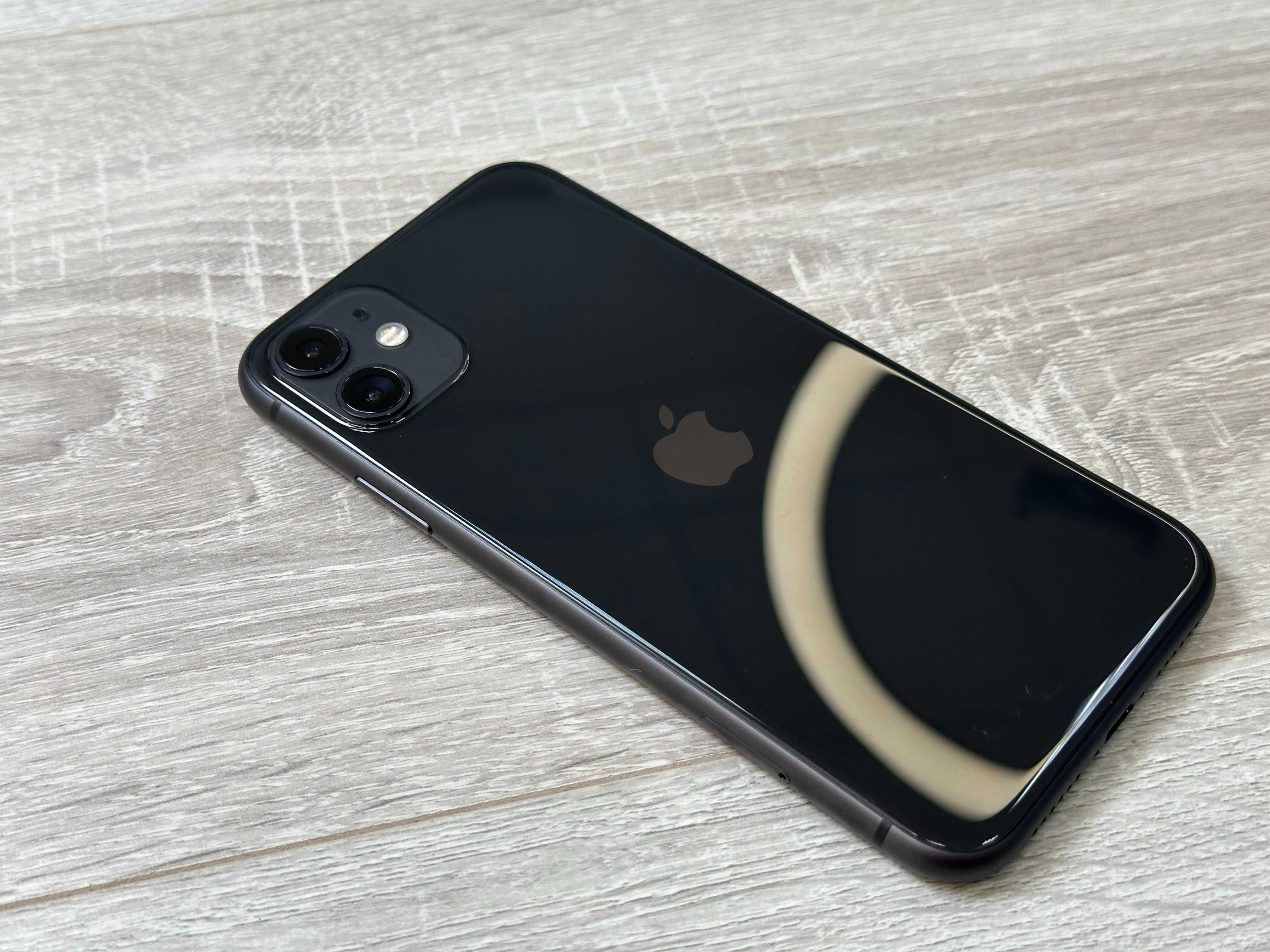 Apple iPhone 11 - 128GB - Black Neverlock