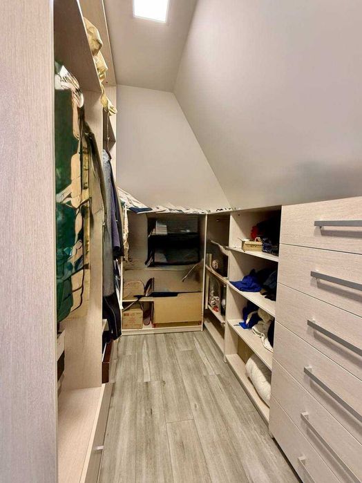 Продаж чудового будинку в котеджному містечку Гнідин під Києвом