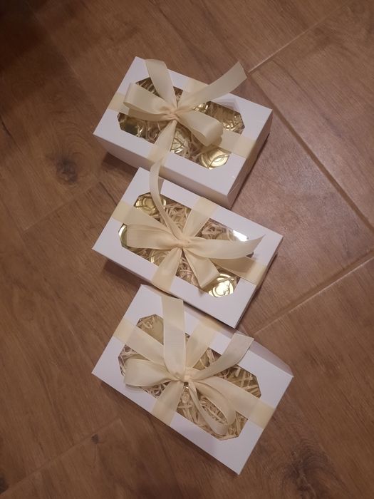 Подарунковий набір горіхи з медом