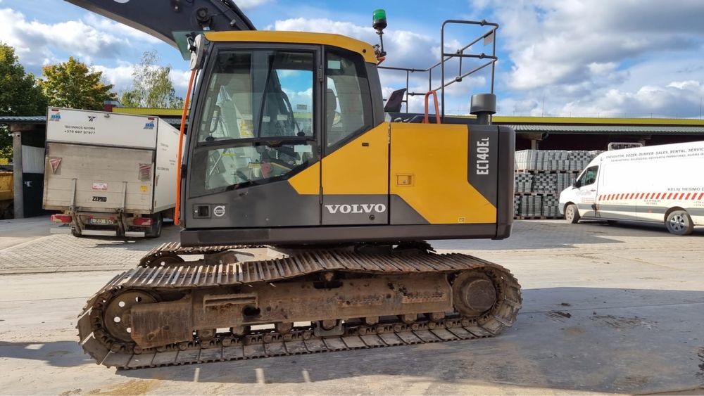 Продам экскаватор Volvo EC 140 EL , 2017 г