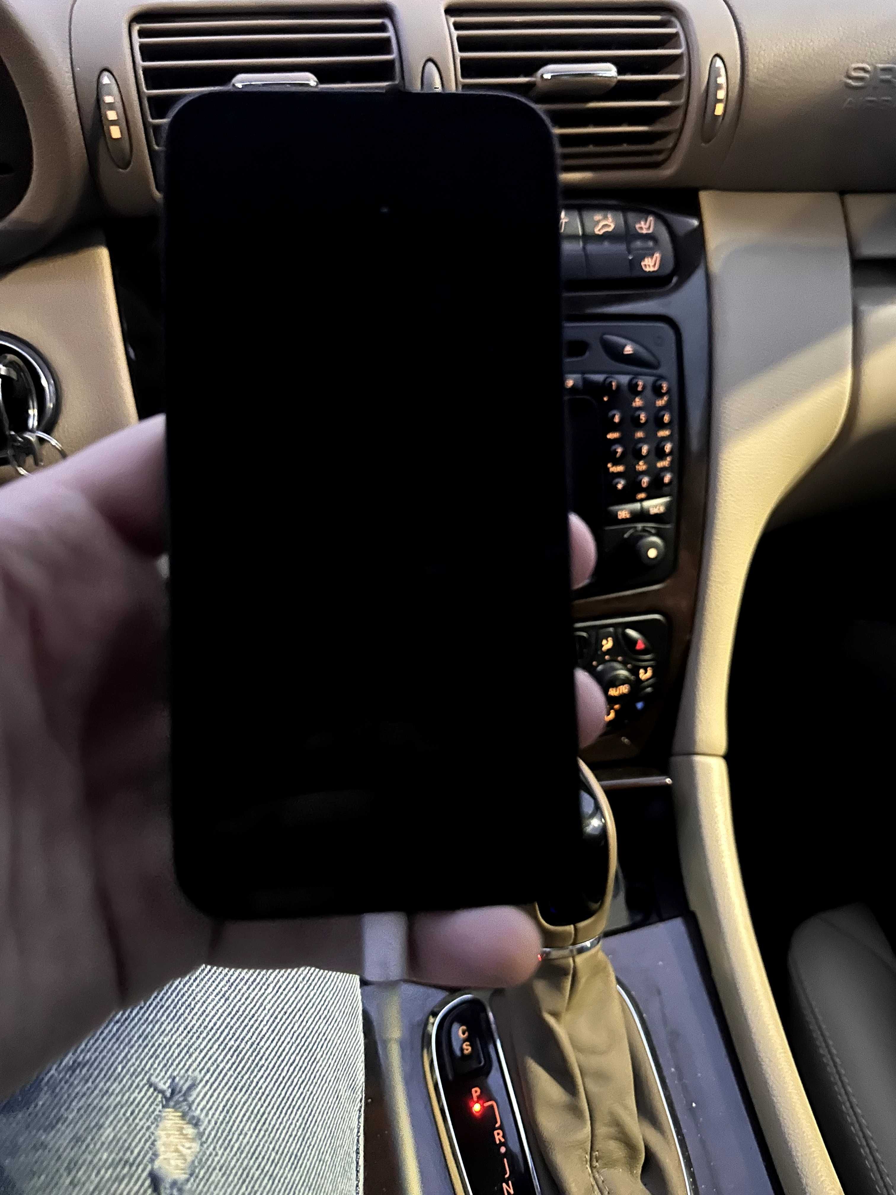 IPHONE  14 новий