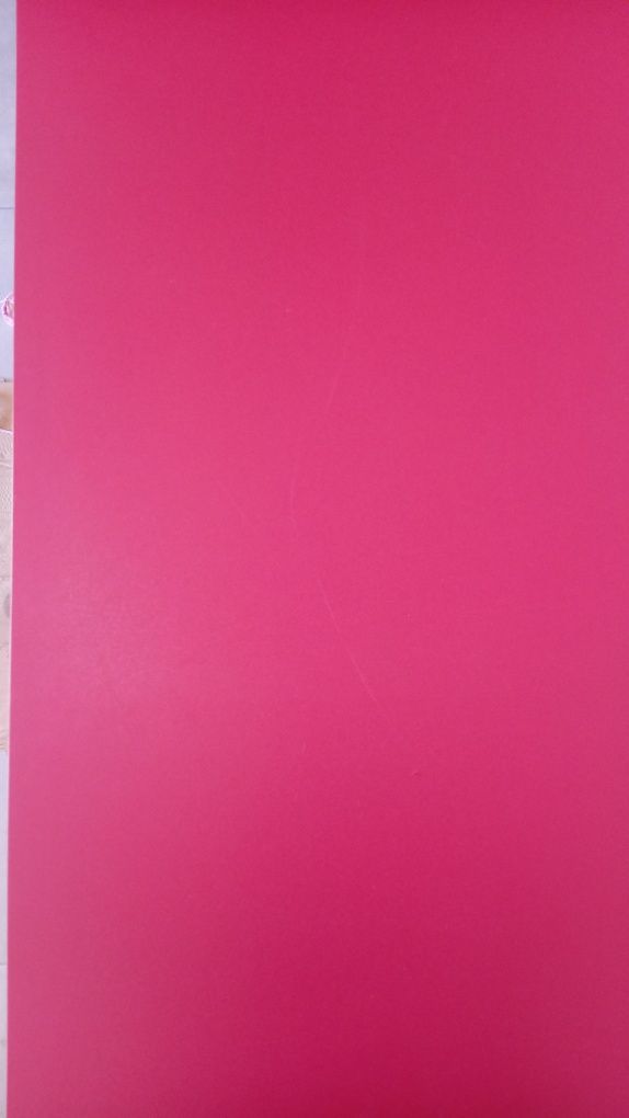 Secretária cor-de-rosa (120x76x58cm)