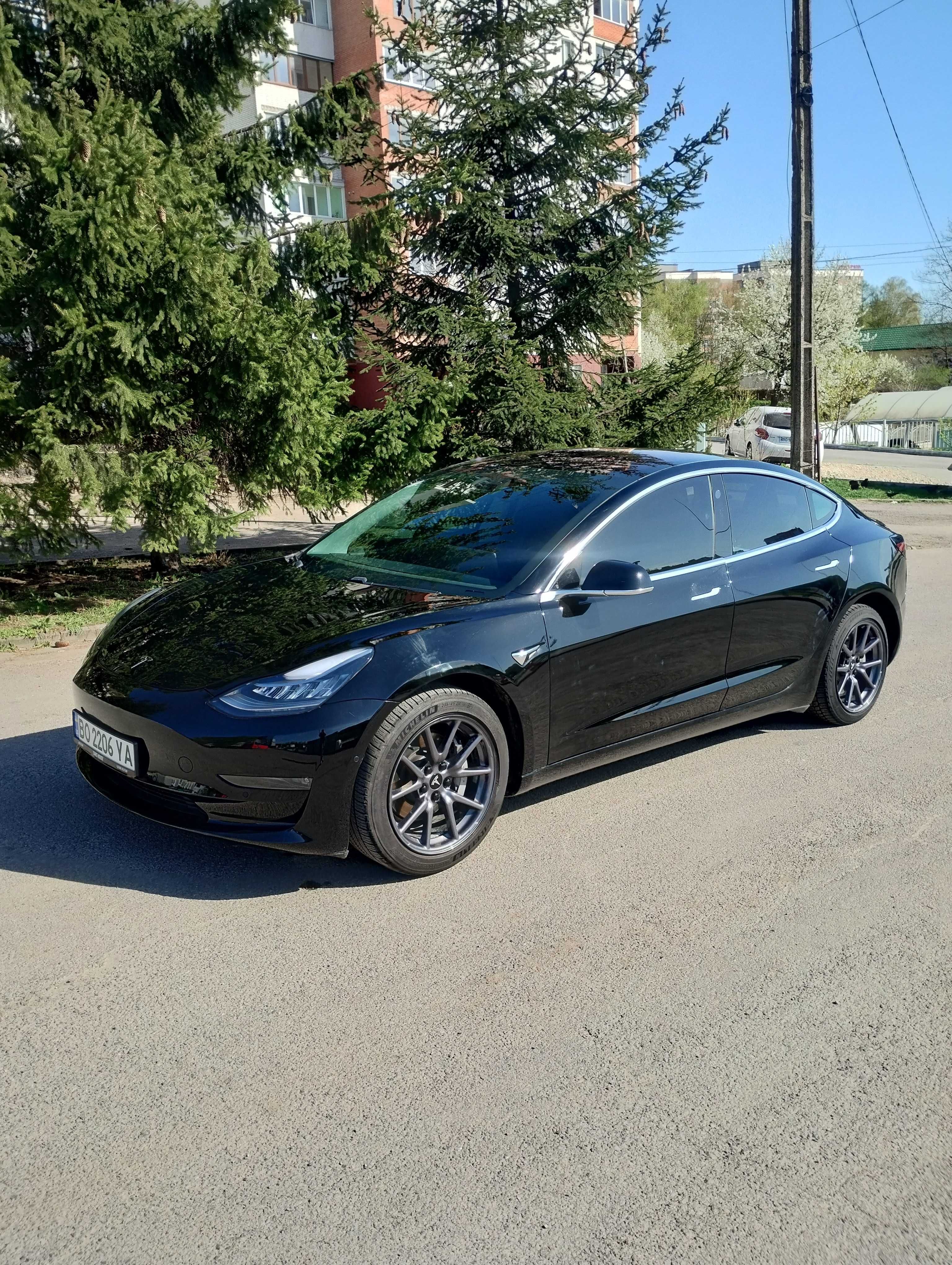 Tesla Model 3 2018