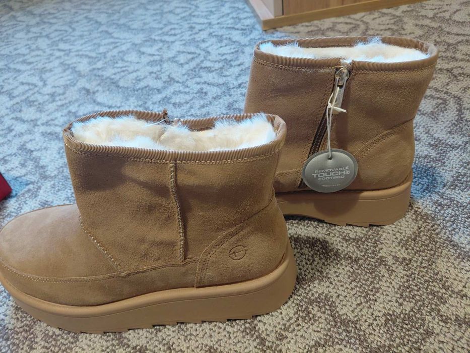 Зимові чоботи (угі) замш