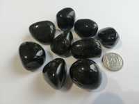 Naturalny kamień Czarny Turmalin w formie polerowanych otoczaków