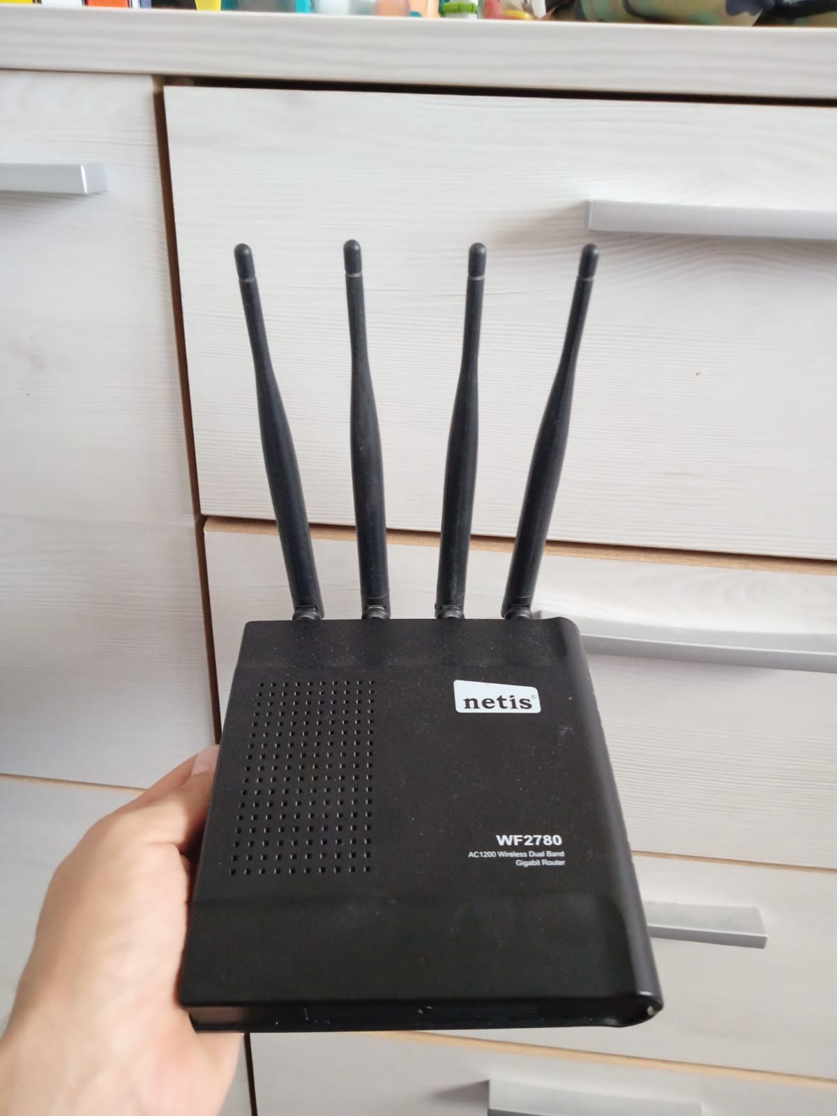 Router wifi netis