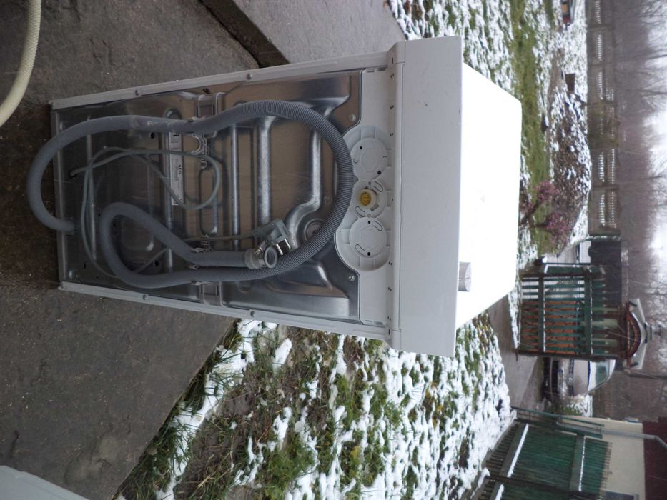 Пральна машинка пралка AEG