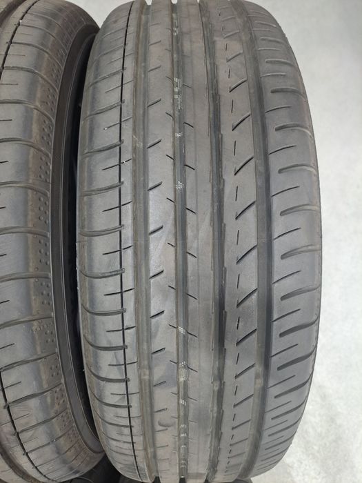 4 pneus "novos" 205 60 R16 Yokohama BluEarth-GT