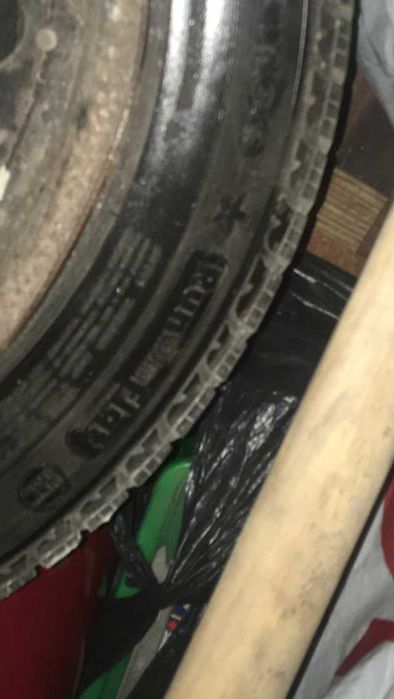 4 Колеса від BMW (зима) GoodYearM+S 205/55 R16 + диски +ковпаки