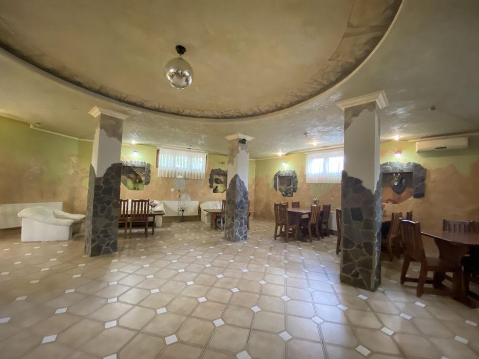 Продається комерційне приміщення